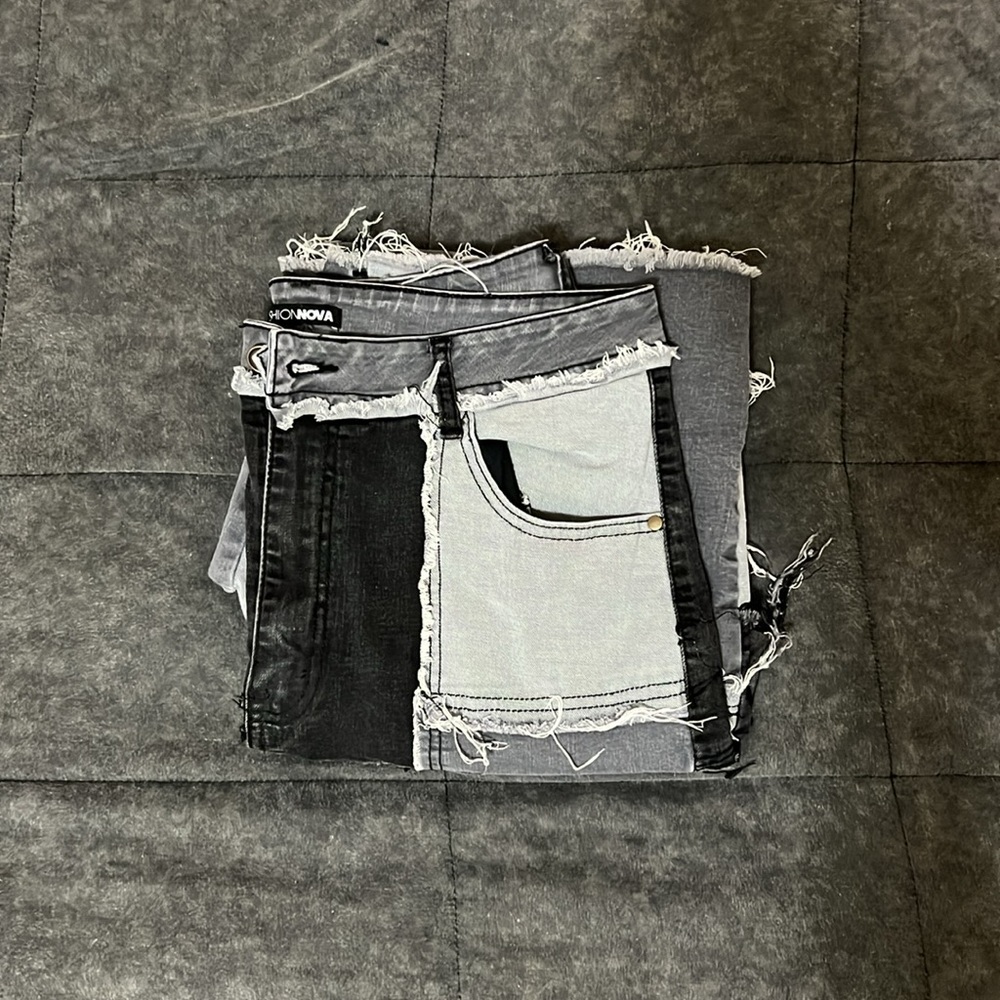 Black Patchwork Distressed Straight Leg Jeans - image 2